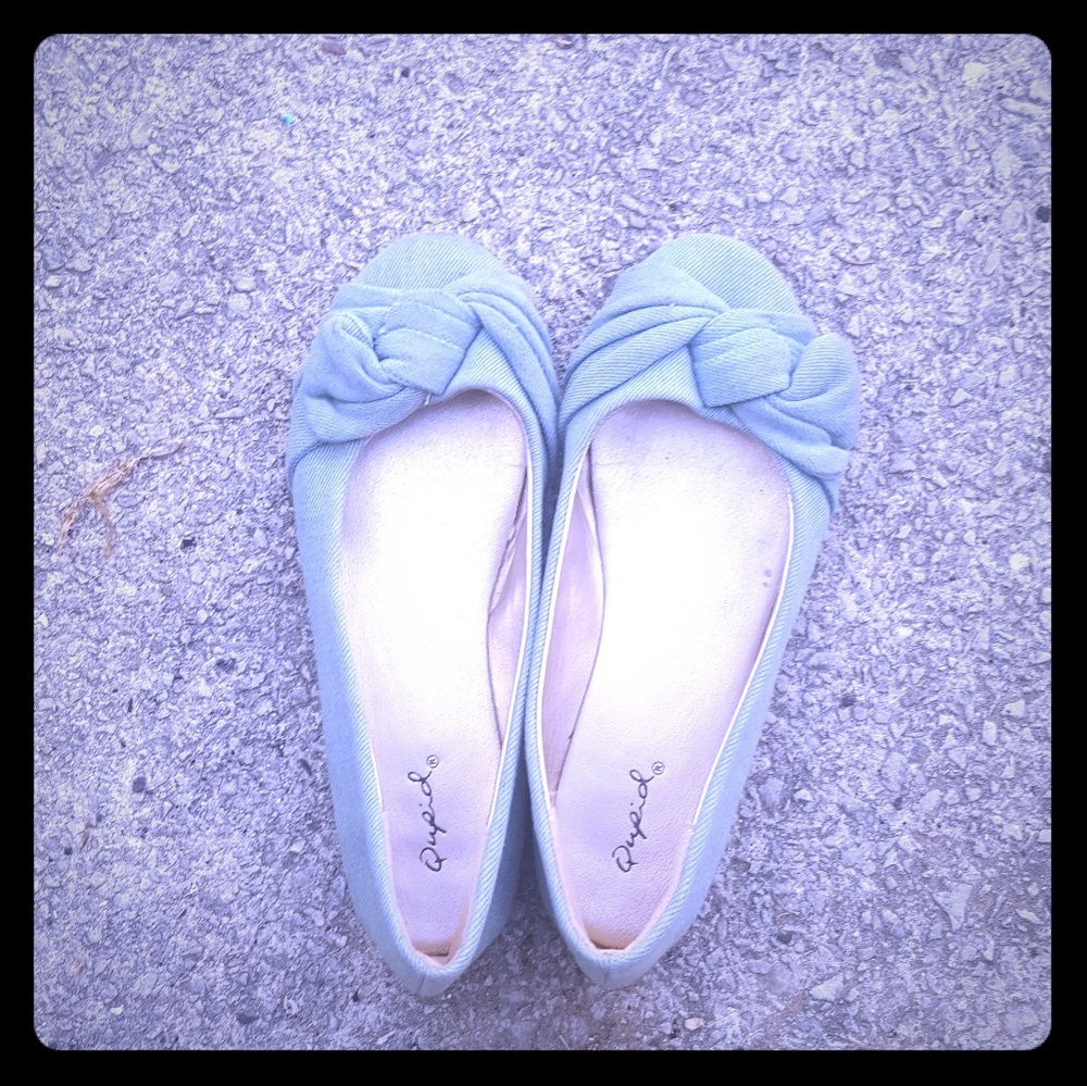 Used Women's shoes flats